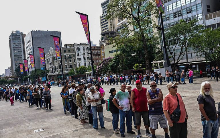 Movimentação no Feirão Limpa Nome da Serasa em março, na região central de São Paulo