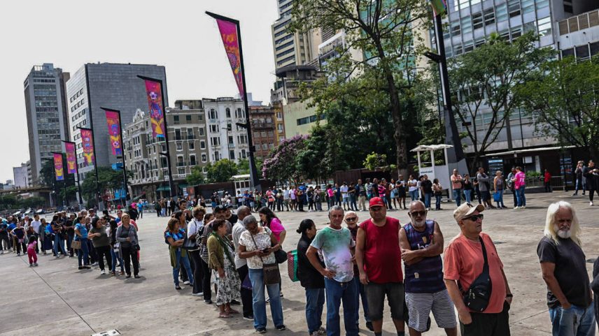 Movimentação no Feirão Limpa Nome da Serasa em março, na região central de São Paulo