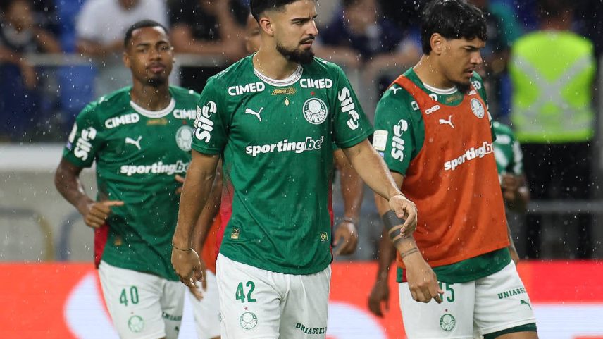 Jogadores do Palmeiras antes do jogo contra o Remo, em Belém