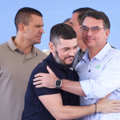 Política no Rio envolve tráfico e relacionamentos, cenário turbulento