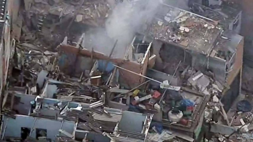 Casas destruídas região do Jaguaré, zona oeste de São Paulo; informações preliminares apontam para explosão de gás durante manutenção de obra da Comgás
