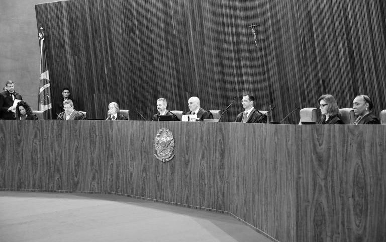 Plenário do Tribunal Supeiror Eleitoral (TSE) sob presidência do ministro Alexandre de Moraes