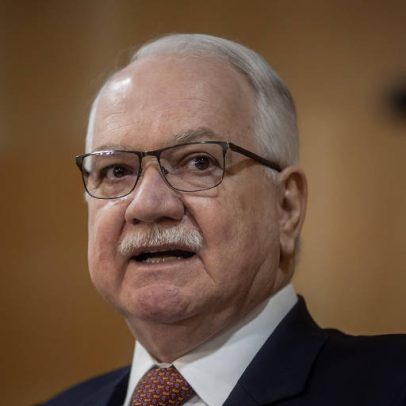 STF interrompe análise da revisão da vida toda após pedido de Fachin