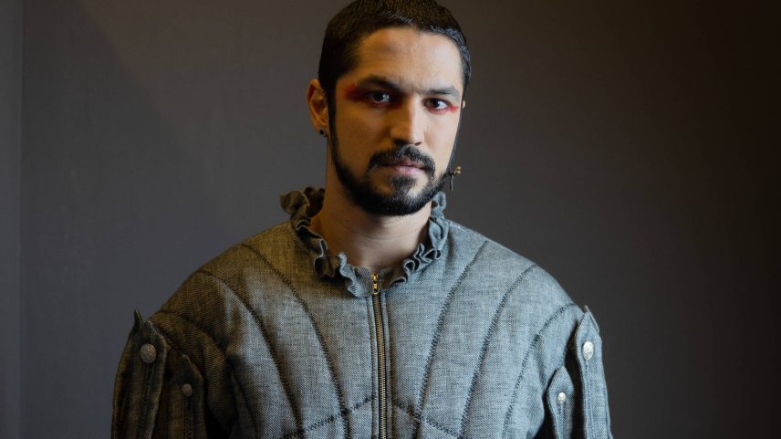 Gabriel Leone é primeiro brasileiro a ocupar o posto de 'Friend of the House' da marca Louis Vuitton