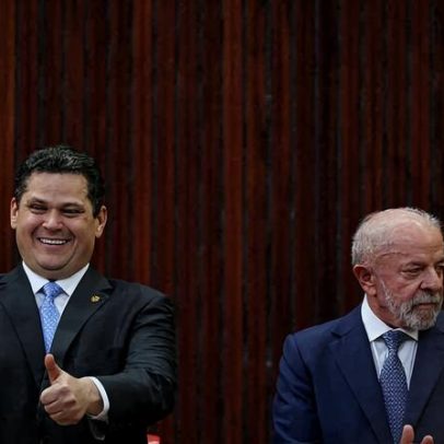 Alcolumbre promulga lei que libera verba para municípios antes da eleição