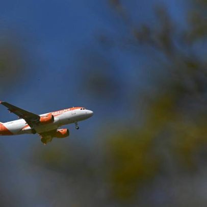 UE avalia estender taxa de carbono a voos internacionais