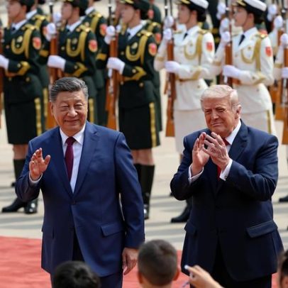 Trump busca agradar Xi em encontro; Xi alerta sobre risco de conflito em Taiwan