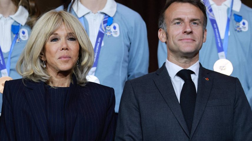 Presidente francês Emmanuel Macron e sua mulher, Brigitte Macron