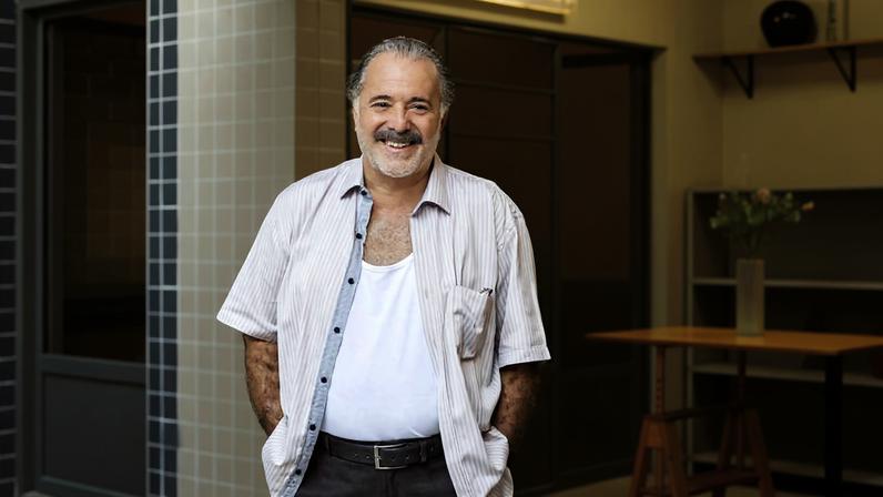 Tony Ramos é Otoniel na novela 'Quem Ama Cuida'