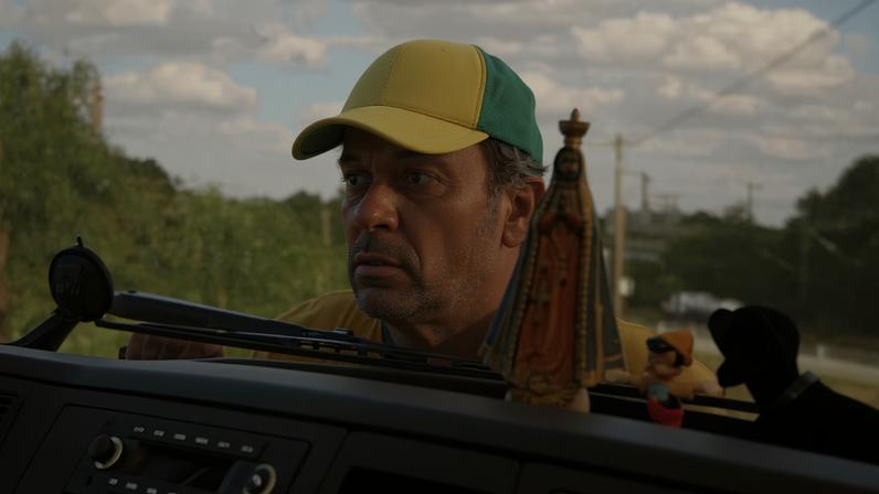 Cena do filme 'Eu Não Te Ouço', de Caco Ciocler