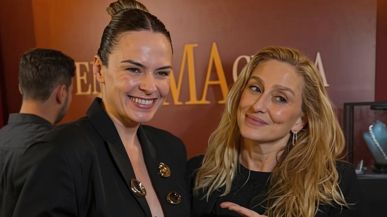 Ana Paula Renault com Amora Mautner, de 'Quem Ama Cuida', da Globo