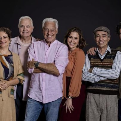Peça de Antônio Fagundes discute atenção da plateia e respeito ao teatro