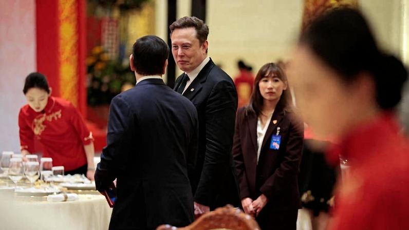 CEO da Tesla, Elon Musk, em jantar em Pequim, na China