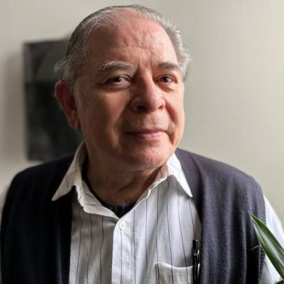Luciano Figueiredo comemora 60 anos de carreira com explosão de cores