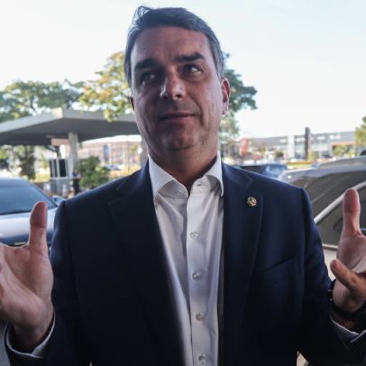 Leitores comentam relação entre Flávio Bolsonaro e Daniel Vorcaro