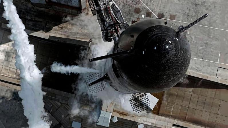 O foguete Starship, da Spacex, durante ensaio de lançamento no dia 11 de maio