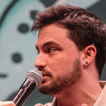 Felipe Neto afirma que timeline infinita precisa acabar