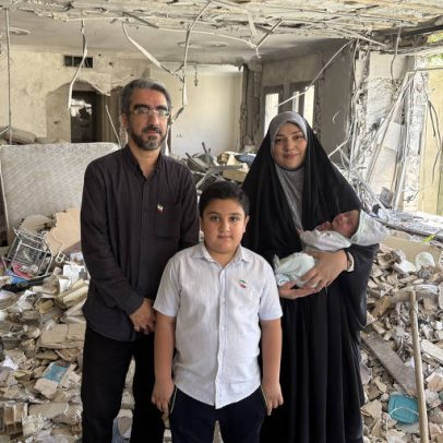 Família cuja casa foi bombardeada em Teerã afirma que vai resistir