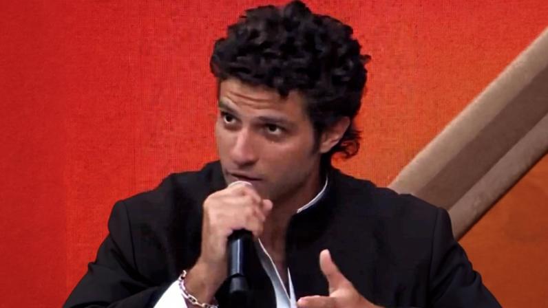 O ator Chay Suede