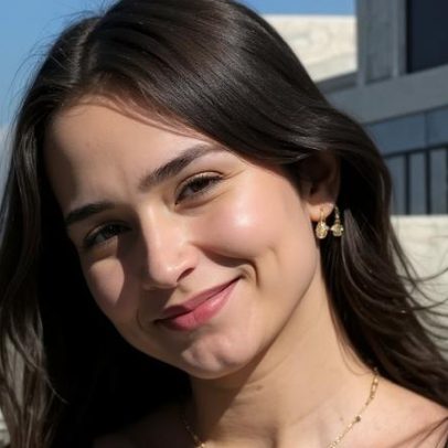 Filha de diplomata morre atropelada por van em calçada de Ipanema