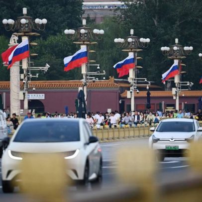 Putin chega à China para visita de Estado, dias após partida de Trump
