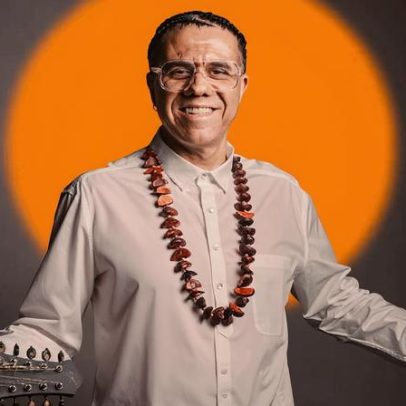 Hamilton de Holanda mistura choro, jazz e texturas elétricas em álbum Nova