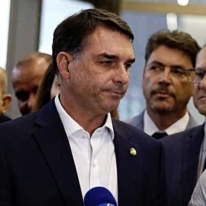 Leitor cobra candidato melhor à direita em relação a Flávio Bolsonaro