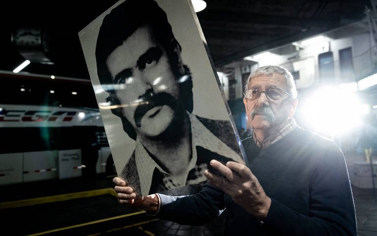 O uruguaio Horácio Goicoechea na estação rodoviária de Porto Alegre