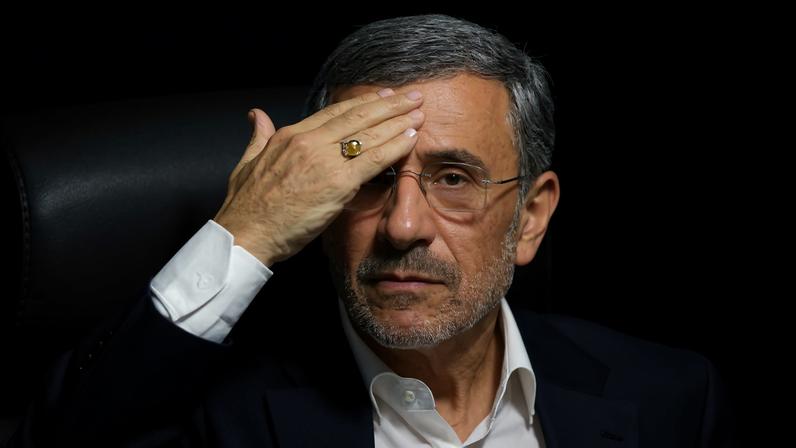 O ex-presidente do Irã Mahmoud Ahmadinejad durante evento de campanha em Teerã