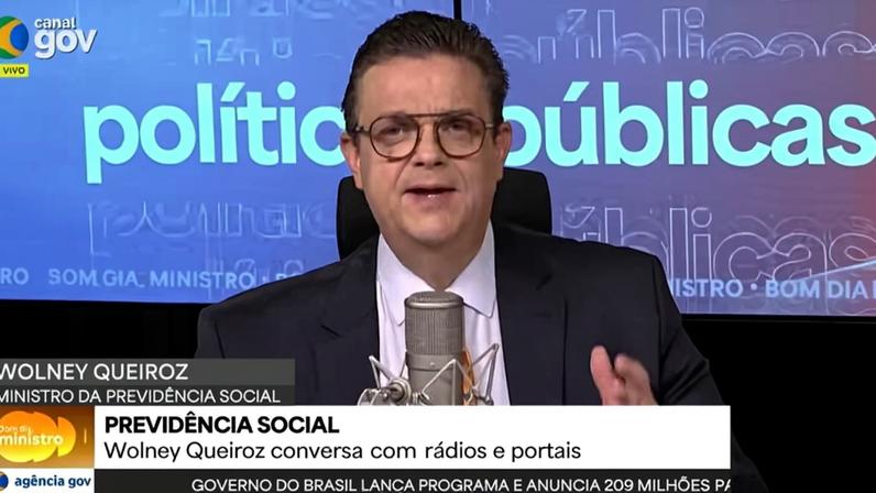 Wolney Queiroz, ministro da Previdência, foi convocado por comissão do Senado para falar do caso