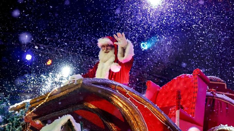 Ator Júlio Rodrigues, que interpretava o Papai Noel do Natal Luz de Gramado
