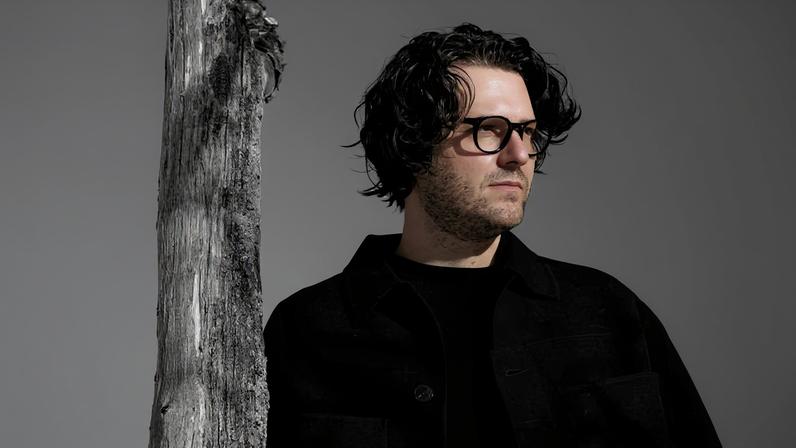 O cantor Zach Condon, da banda Beirut