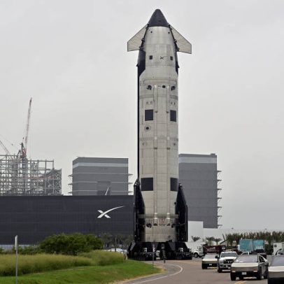 SpaceX planeja o maior IPO da história