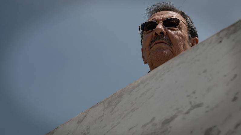 O ex-líder cubano Raúl Castro durante visita a Brasília