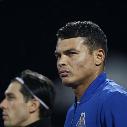 Thiago Silva deixa o Porto após cinco meses