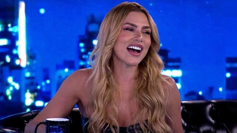 Erika Schneider fala sobre Vorcaro em podcast