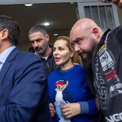 Deolane chora em audiência de custódia e afirma ter sido presa por advogar