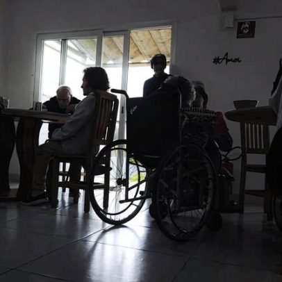 Casas de idosos são fechadas por descumprir normas, afirma Nunes