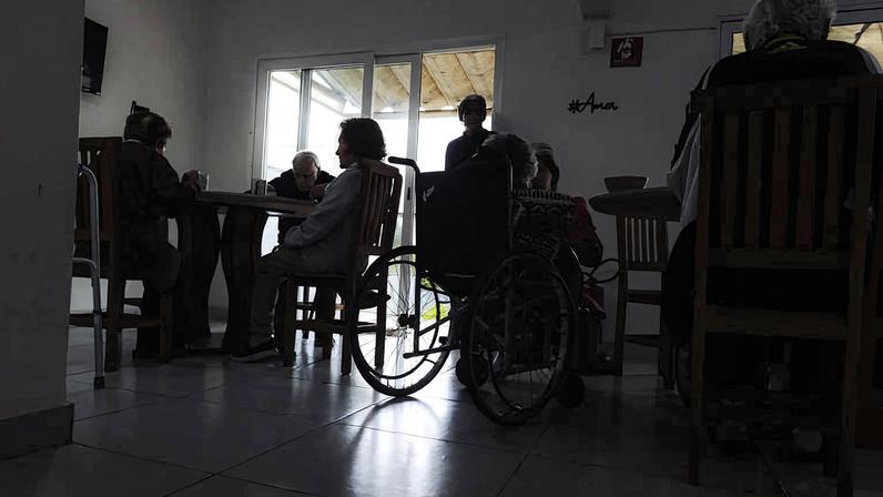 Idosos do Lar Aconchego, na Lapa