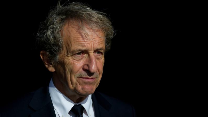 Alain Prost ficou ferido durante roubo violento em sua casa na Suíça