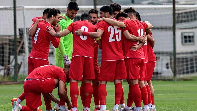 Jogadores da seleção iraniana antes de amistoso contra Costa Rica em Antalya, na Turquia