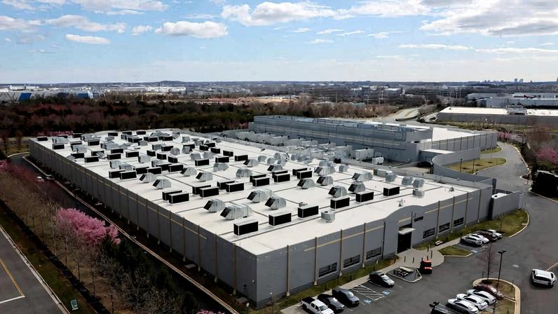 Data center da empresa Digital Realty em Ashburn, Virginia (EUA)