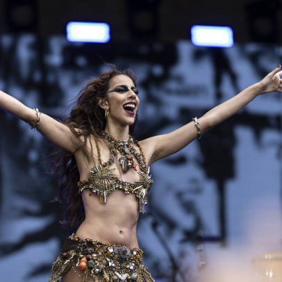 Marina Sena lota o Anhangabaú na Virada Cultural, com sede e desmaios