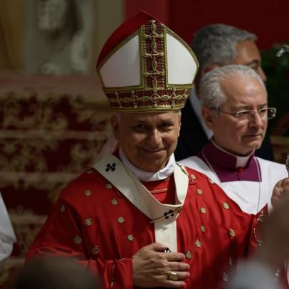 Papa Leão XIV condena guerra 'justa' e pede desaceleração no desenvolvimento de IA