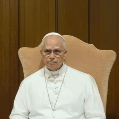 Papa alerta para perigos da IA, sem tom apocalíptico
