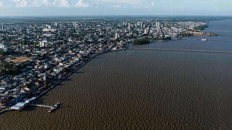 Vista aérea de Macapá, capital do Amapá, o estado com a maior taxa de homicídios (114,7) de jovens de 15 a 29 anos no país, de acordo com o Atlas da Violência 2026