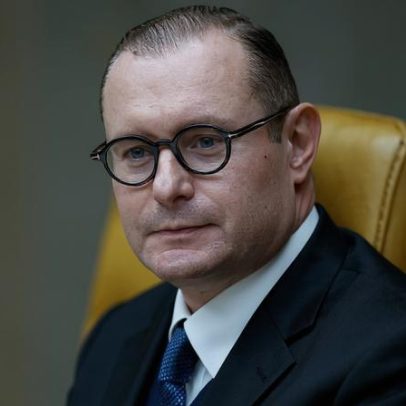 Zanin suspende julgamento sobre legalidade de escolas cívico-militares em SP