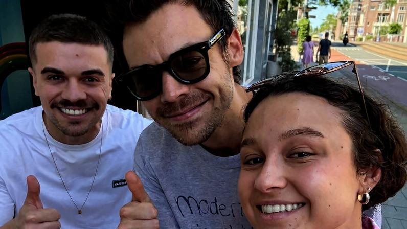 Harry Styles ajuda brasileiro a pedir namorada em casamento - Lucas Bajerski no Instagram