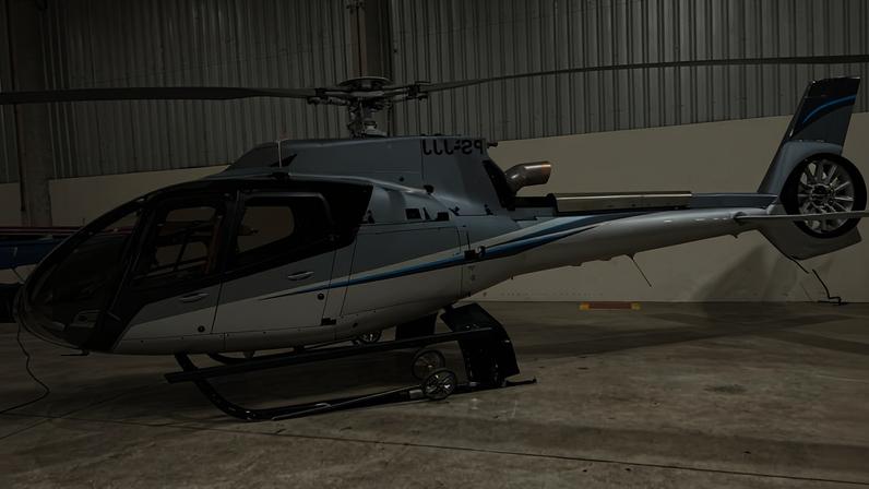 Helicóptero Airbus apreendido durante a Operação Falsa Las Vegas, da Polícia Civil e do MPSP; aeronave é ligada a operador financeiro do esquema investigado
