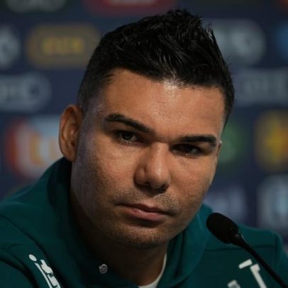 Casemiro se irrita com perguntas sobre Neymar antes de treino da seleção